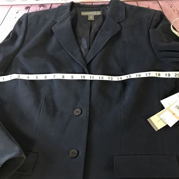 NWT Josephine Chaus Classic Corporate Academia Lined Silk Navy Blazer Size 12 - Picture 5 of 7
